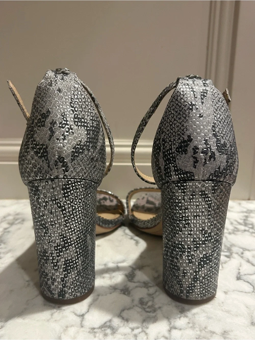 Sam Edelman Yaro Ankle Strap Metallic Snake Print Sandal Block High Heel Sz 8
